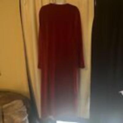 Miss Elaine Velour Robe Women's Size Large Red House Coat Full Zip Pockets