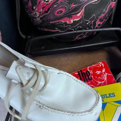Bowling Ball,Shoes and Bag with AWESOME 500 Club Towel 