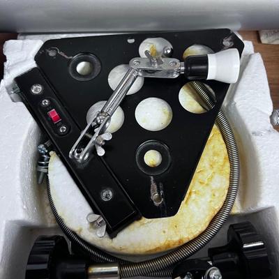 TOWA Astronomical Telescope In a Wood Box 