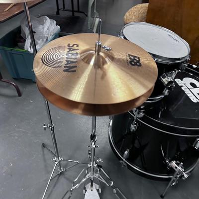 CB Drum Set: 4 Drums and 4 Symbols and all the stands