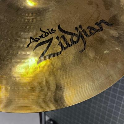 Zildjian Cymbal Single with a stand Model JJ11467-143 