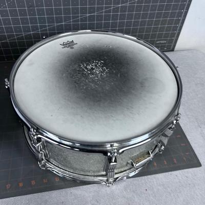 Ludwig Vintage Snare Drum, Silver Sparkles 