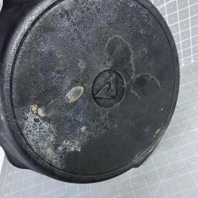 Cast Iron Fry Pan Skillet 