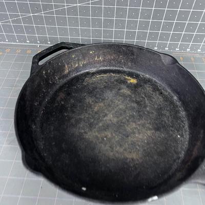 Cast Iron Fry Pan Skillet 