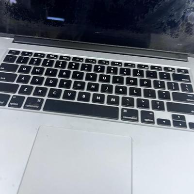 17" Mac Book PRO - Computer Laptop Model A1398 