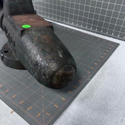 Antique Wilton VICE, LARGE