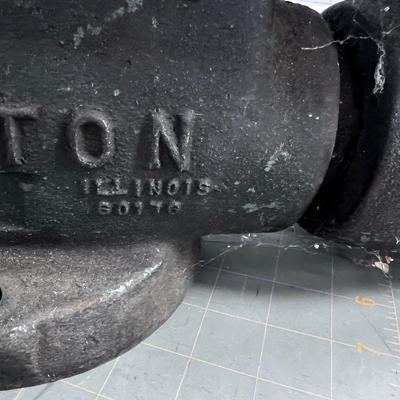 Antique Wilton VICE, LARGE