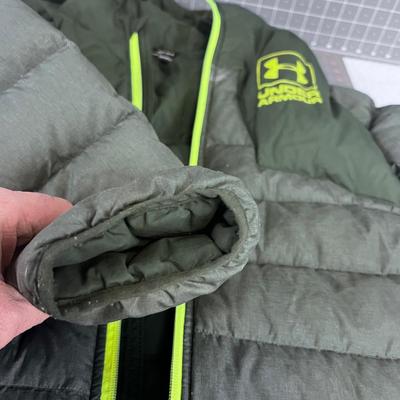 Under Armor Puffer Jackers Y L G  (Youth Large? ) Green