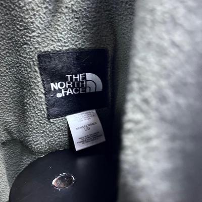 NORTH FACE Men's Large Fleece Jacket 