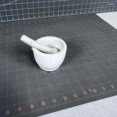 Mortar and Pestle 