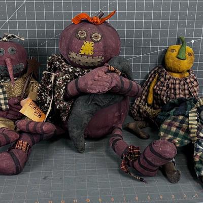 Spooky Cloth Dolls