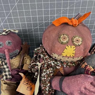 Spooky Cloth Dolls