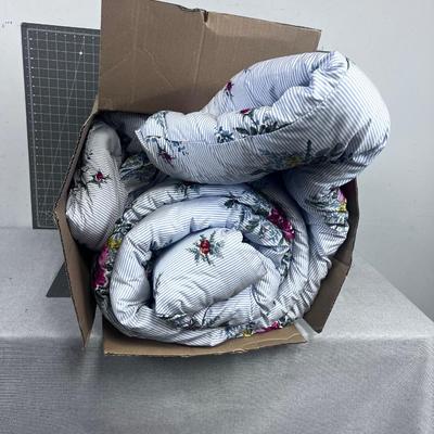 Ralph Lauren Queen Sized Bed Spread