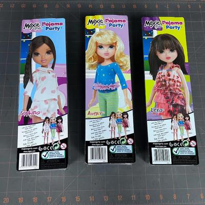 Moxie Girlz Pajama Party Dolls (3)