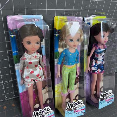 Moxie Girlz Pajama Party Dolls (3)