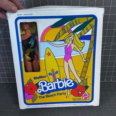 1979 Malibu Beach Party Barbie and Ken w/ Case 