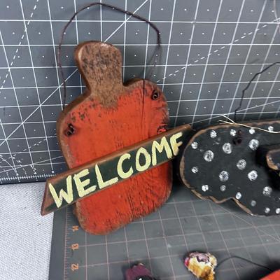 Tole Painted Wood Decorative Items 