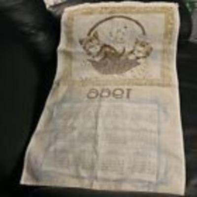 VINTAGE 1966 LINEN HANGING CALENDAR/TEA TOWEL BAKER DAVIS CATS IN BASKET