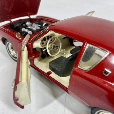 1963 Burgundy Studebaker Avanti Model Car 1/18 Scale