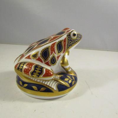 Royal Crown Derby Hand Painted Porcelain Frog Figurine