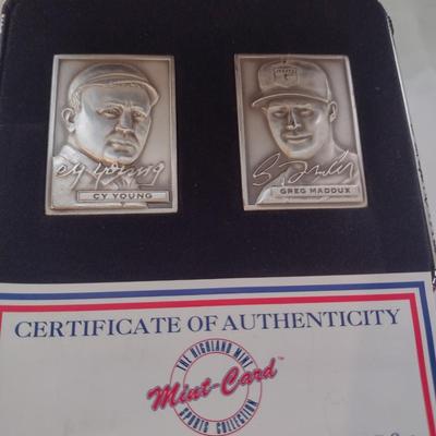 1996 Highland Mint Cy Young and Greg Maddux Fine Silver .999 Mini Mint-Card Set Limited Edition 257/500 (#2)