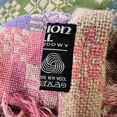 Vintage Welsh Wool Tapestry Bedcover 95â€x65â€