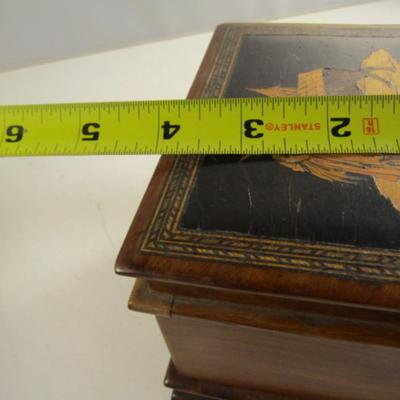 Decorative Wooden Trinket Box with Key- Approx 5