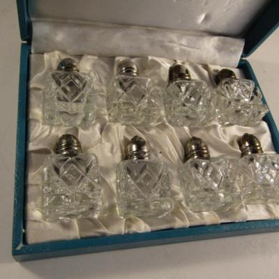 Raimond Set of Eight Miniature Crystal Salt and Pepper Shakers