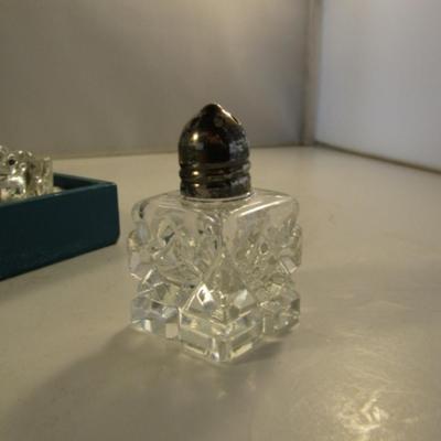 Raimond Set of Eight Miniature Crystal Salt and Pepper Shakers