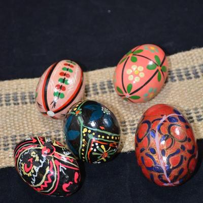 Lot of Vintage Russian Wooden Eggs