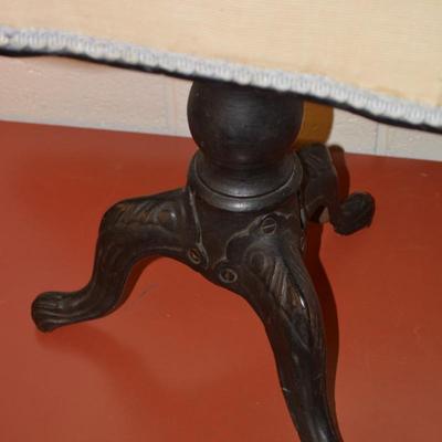 Vintage/Antique Cast Iron Claw Footed Adjustable Piano Stool Grollman MFG Chicago, IL 19.5"