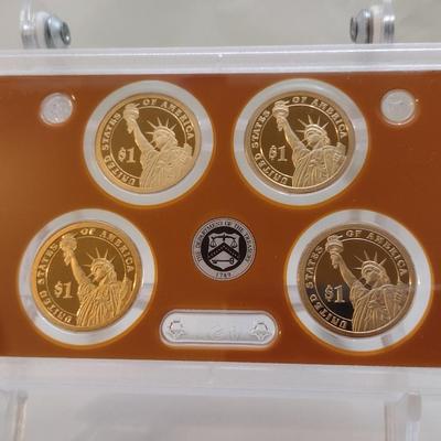 2011 United States Mint Silver Proof Set includes Presidential $1 Coin (#18)