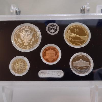 2011 United States Mint Silver Proof Set includes Presidential $1 Coin (#20)
