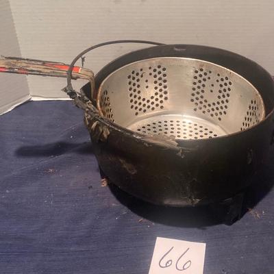 Pot with Strainer