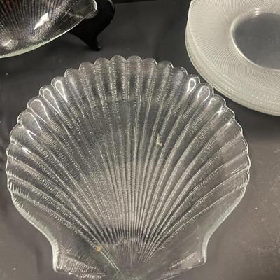 Lot of Clear Dishes