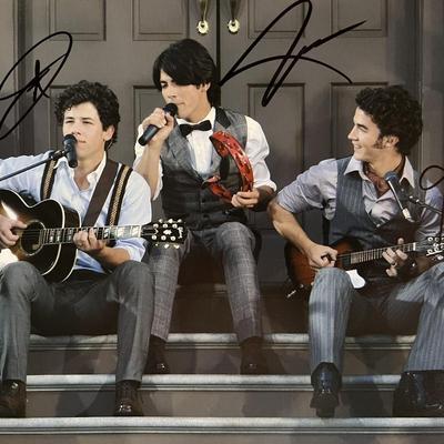 Jonas Brothers band signed photo