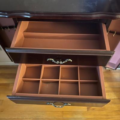 Powell Jewelry Chest (B3-RG)