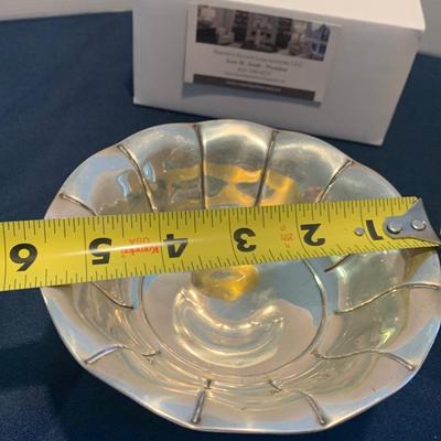 6â€ Sterling Weighted Scalloped Candy Dish