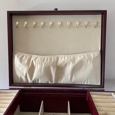 Jewelry Storage Box & More (B3-RG)
