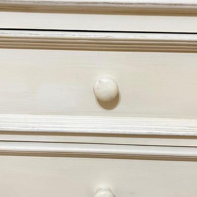 POPCAN INTERNATIONAL ~ Antique White Rustic Solid Wood Five (5) Drawer Dresser