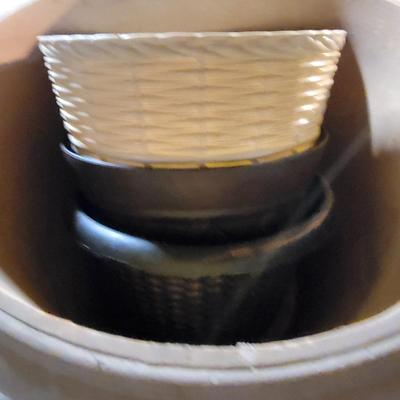 Large Assortment of Planters (BS1-DW)