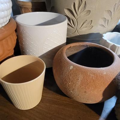 Large Assortment of Planters (BS1-DW)