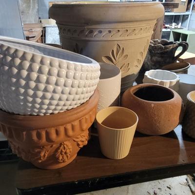 Large Assortment of Planters (BS1-DW)