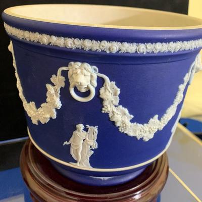 Large Wedgwood Jasperware Bowl
