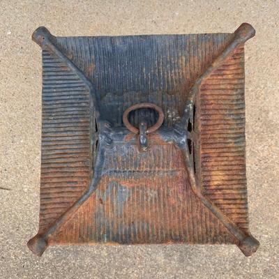 Vintage Flower Pot with Cast-iron Style Pagoda (Y-KW)