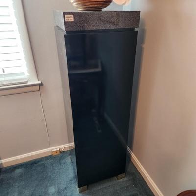 Stunning Black Base w Polished Stone Top Plinth Pedestal Display 15x15x48