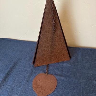Lot 613 16 inch metal triangle