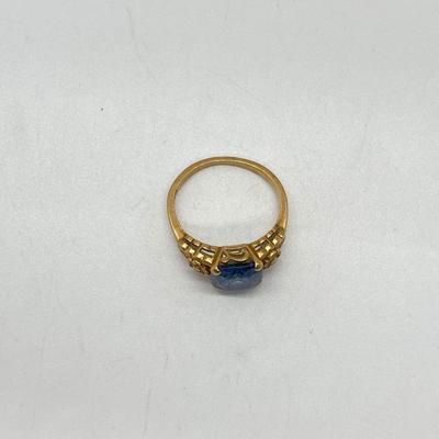Lot 310J: 14K Size 5 Gold Ring