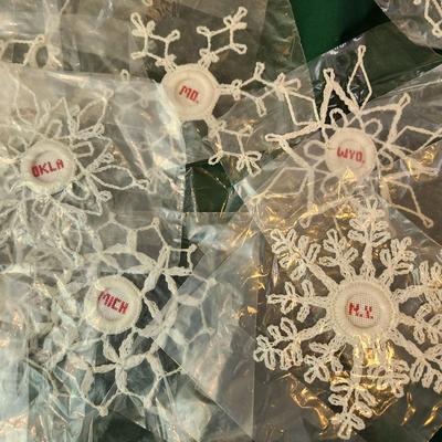 Lot of Vintage Christmas 1984 Crochet Snowflakes with U.S. States names