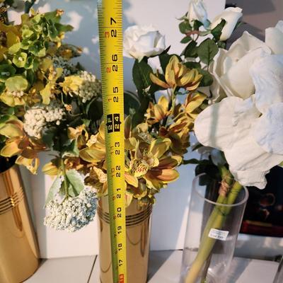 Lot of 4 Faux Floral Flower Arrangements